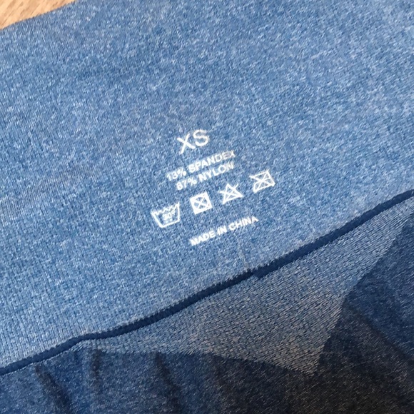 NVGTN Contour Seamless Leggings - Picture 5 of 8